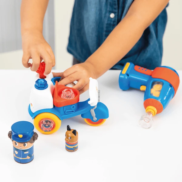 Learning Resources ® Design & Drill® Bolt Buddies® Police Motorfiets - Image 4
