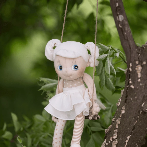 Rubens Barn Doll Daisy - Ecobuds - Image 3